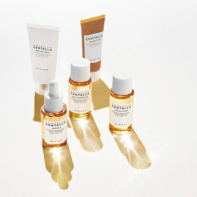 skin1004 centella travel kit produits reflets dores fond blanc